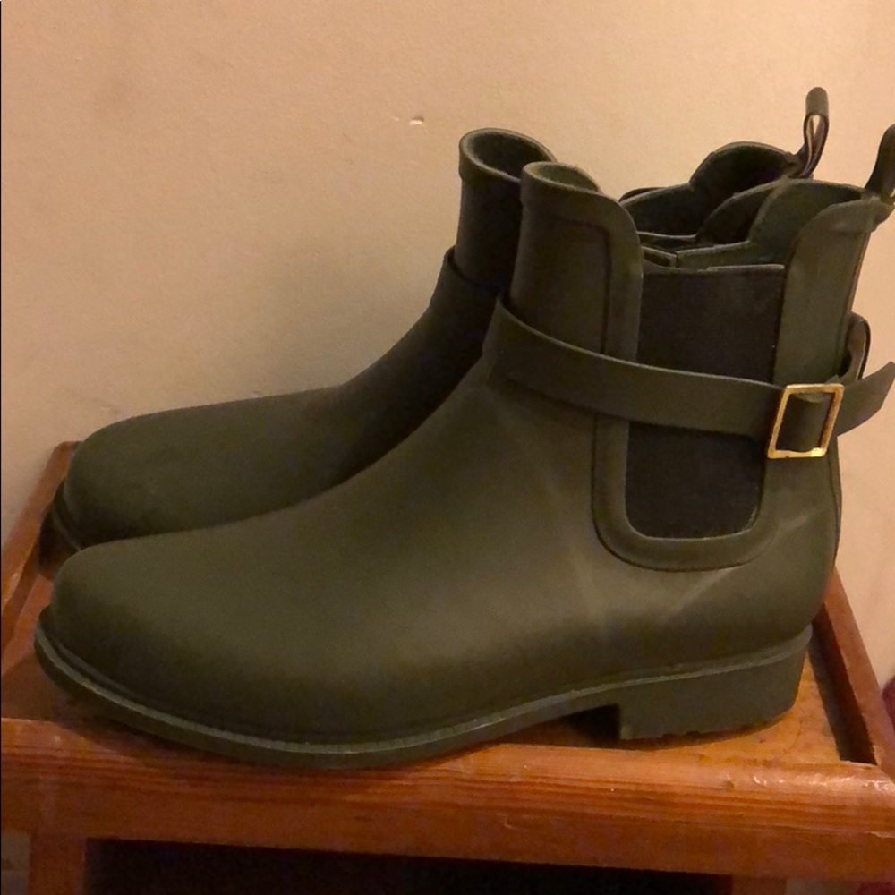 Ankle Rain Boot
